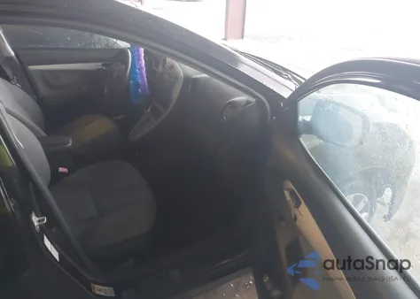 2009 Toyota Matrix S из США, поврежденный, VIN 2T1LE40E59C005683